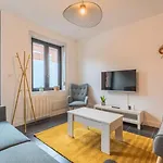 3 Bedroom House With Terrace, Near Lille Vendégház