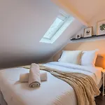 3 Bedroom House With Terrace, Near Lille Vendégház