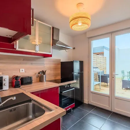 3 Bedroom House With Terrace, Near Lille 3* ماركب-ان-باروئيل